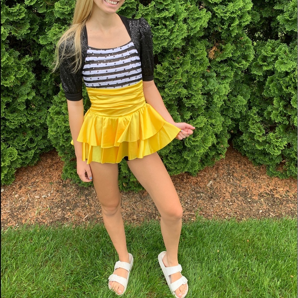 Figure Skating Dress (Girls L / XXS)